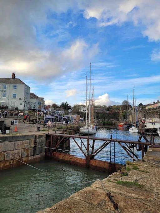 Stunning Yacht Sea Lion In Charlestown Harbour, Cornwall Hotel Екстериор снимка