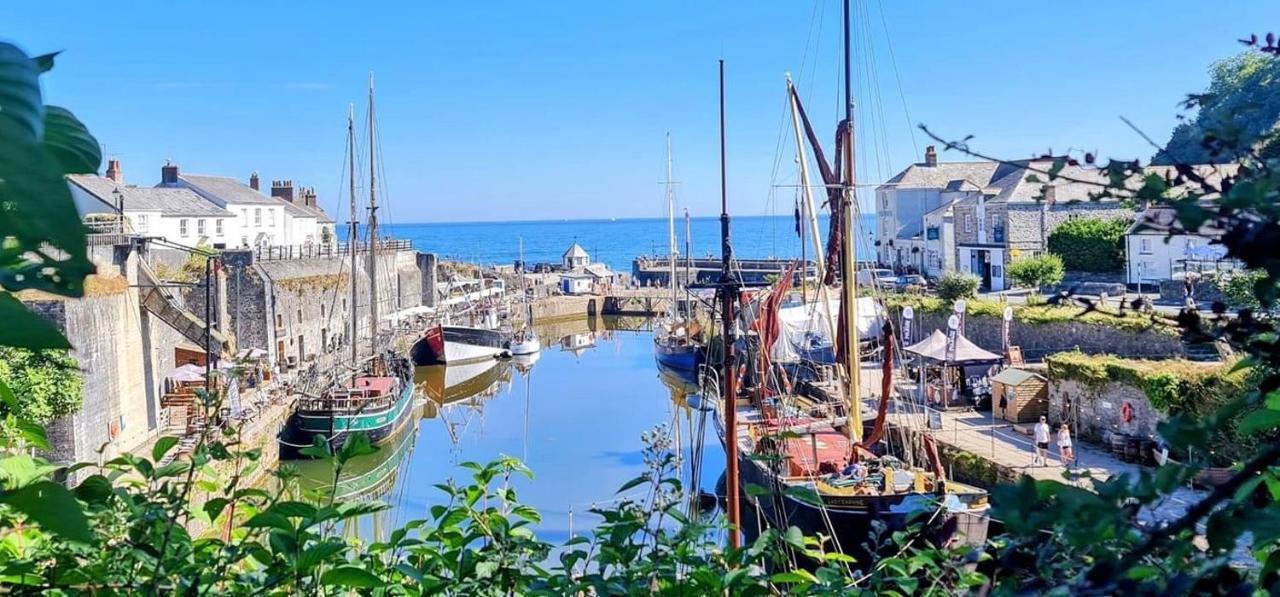 Stunning Yacht Sea Lion In Charlestown Harbour, Cornwall Hotel Екстериор снимка